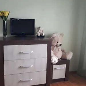 Tulips - Guest Close To The Airport, Free Street Parking София